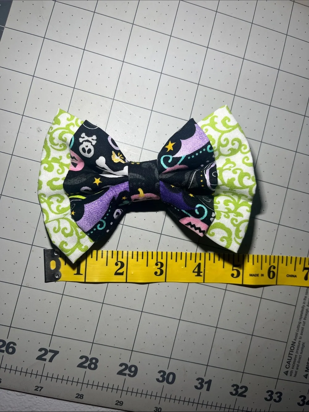 Kids Black & Green Patterned Fabric Hair Bow